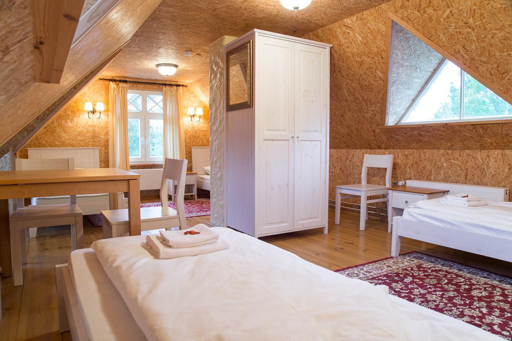 Posti Hostel Kärdla Eksteriør bilde