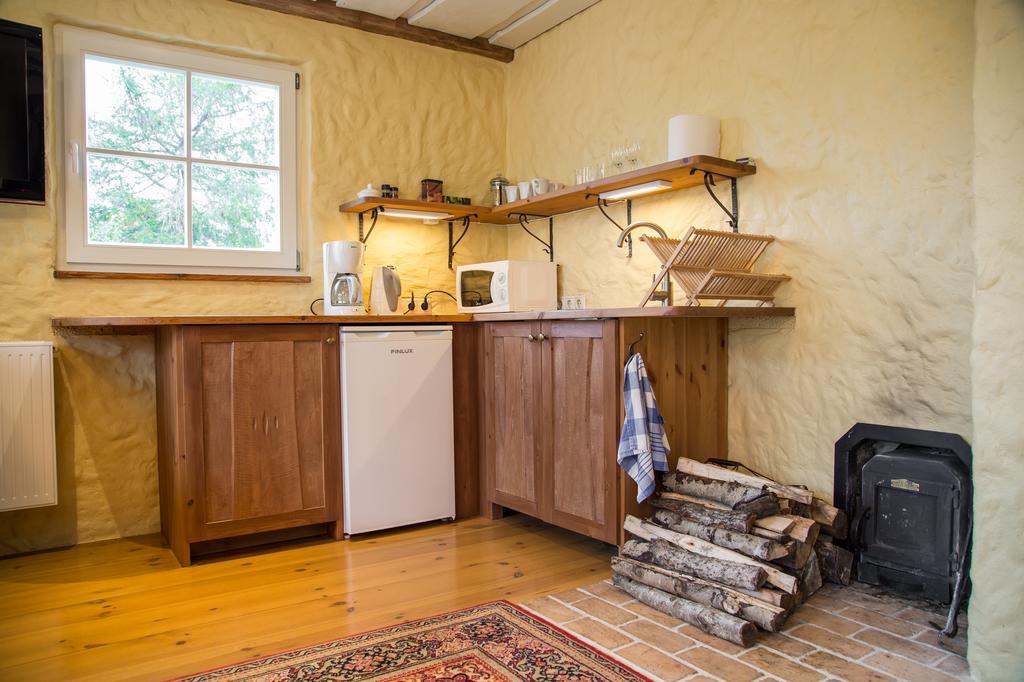Posti Hostel Kärdla Eksteriør bilde