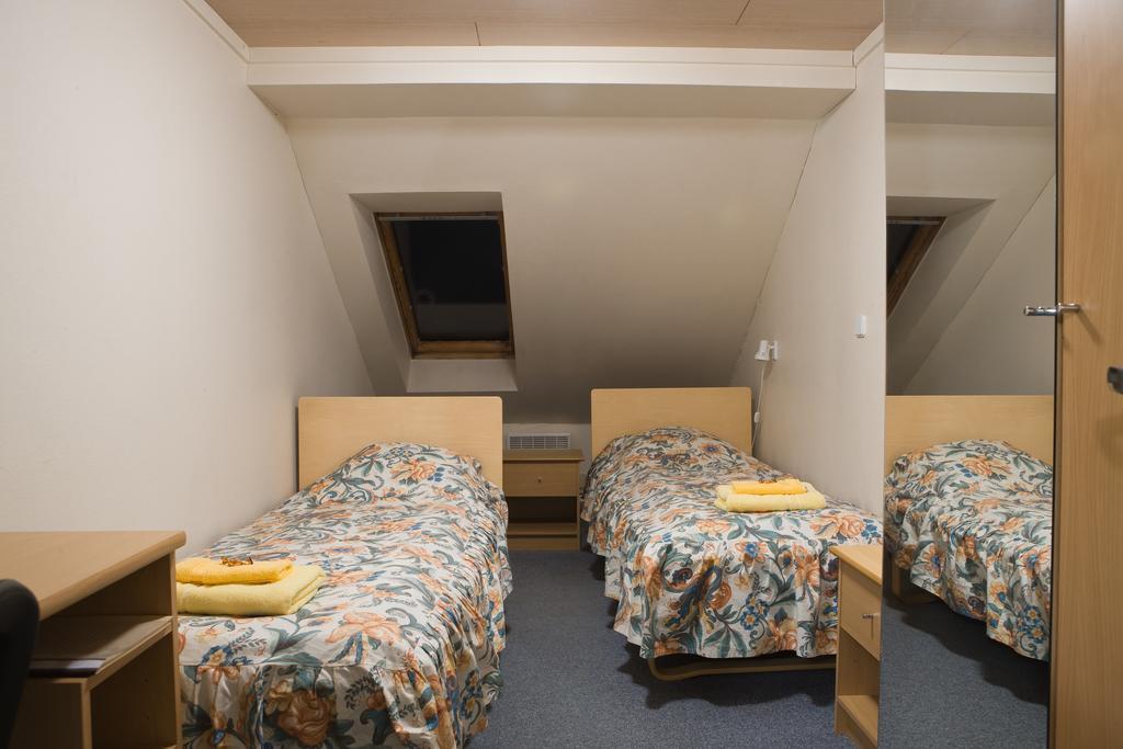 Posti Hostel Kärdla Eksteriør bilde