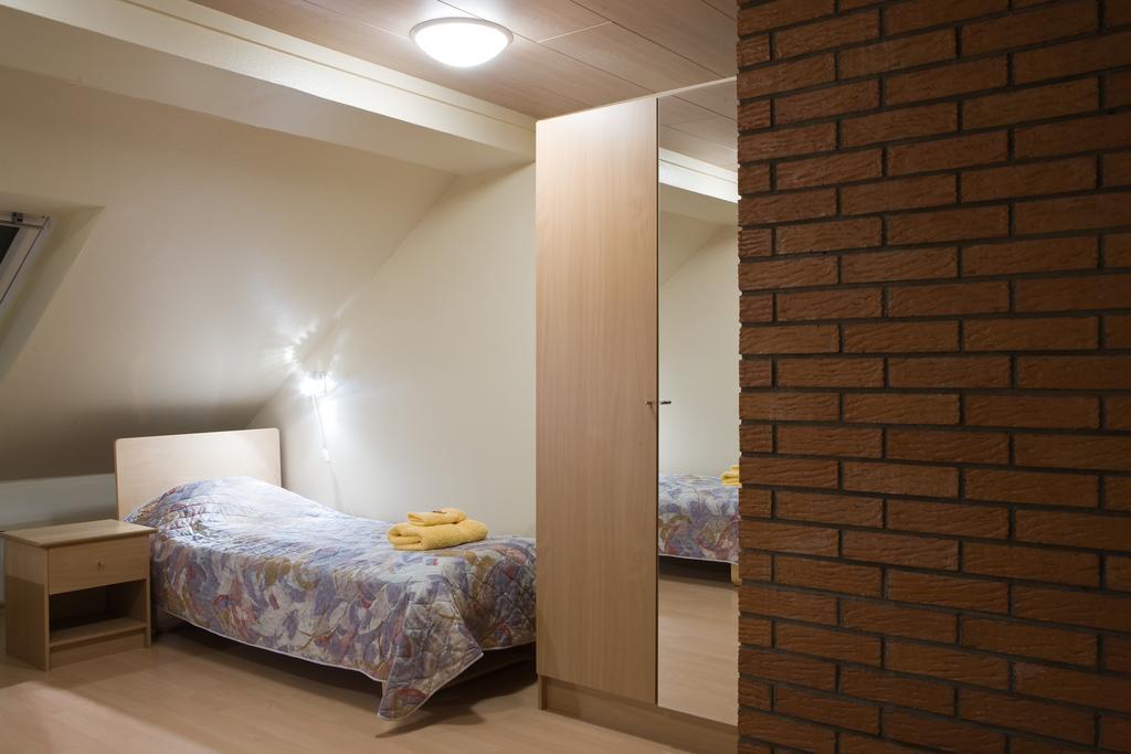 Posti Hostel Kärdla Eksteriør bilde